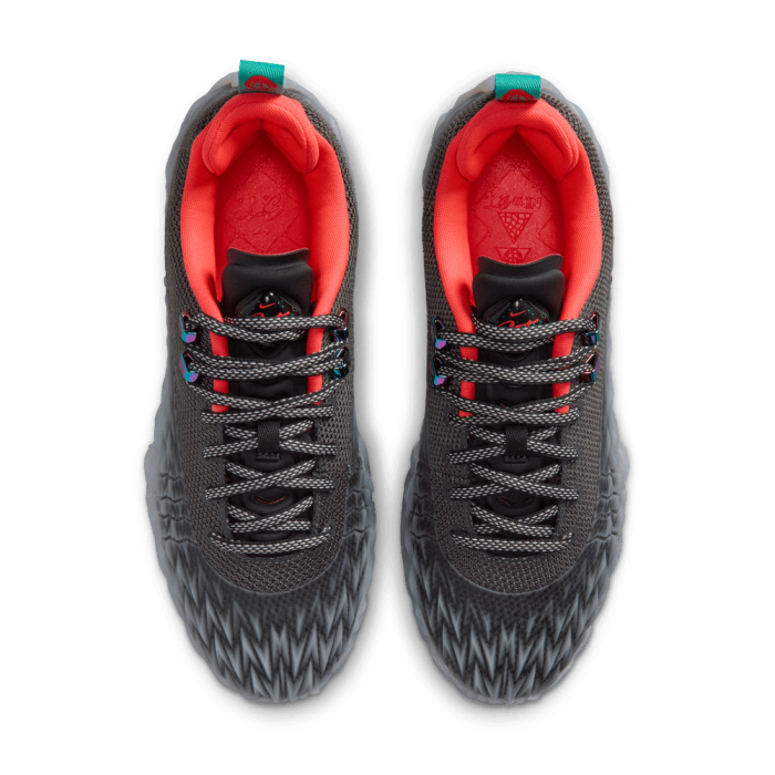 Nike S.T. Charge Cement Tough