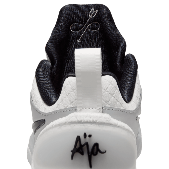 Nike A'two "mirrored" summit white/black-metallic silver