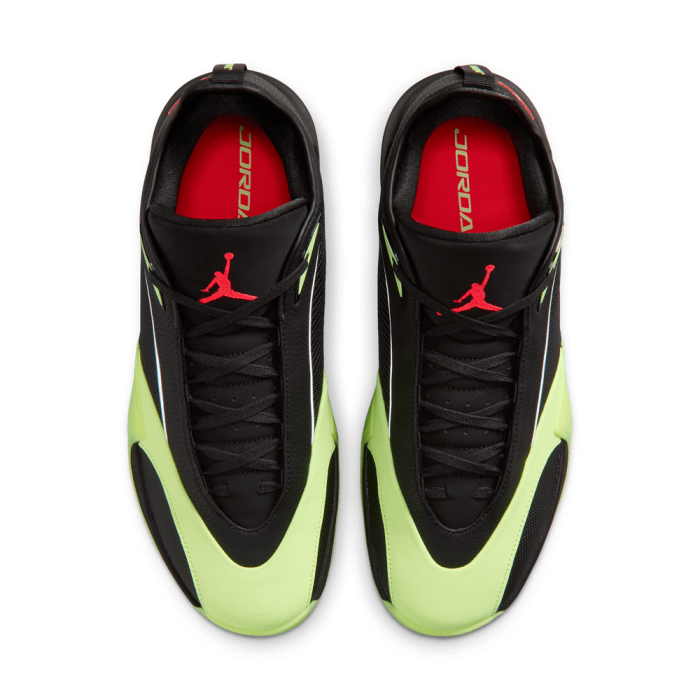 Jordan Triangle black/infrared 23