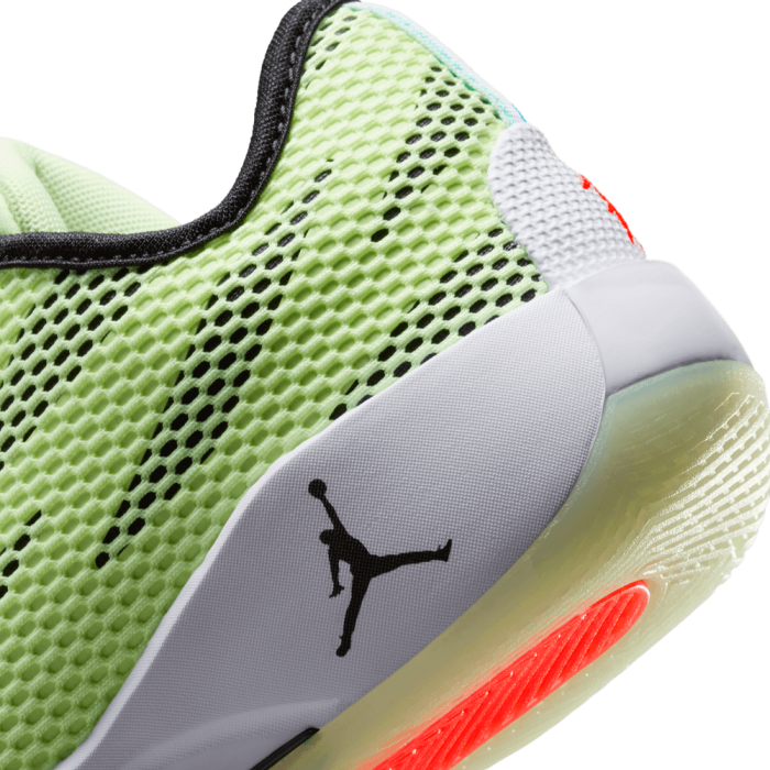 Jordan Luka 77 Volt/Infrared Enfants GS
