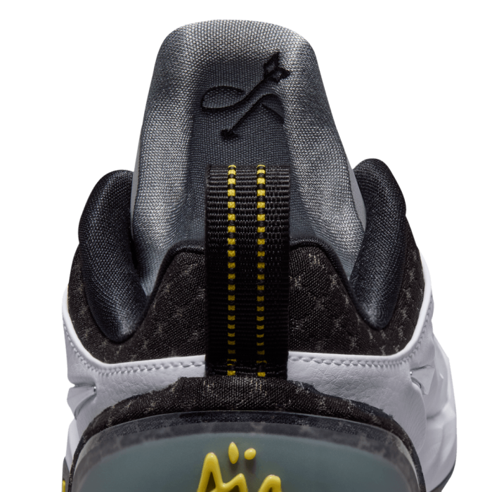 Nike A'Two Dawn Staley 
