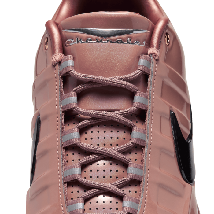 Nike Book 2 x Chevy