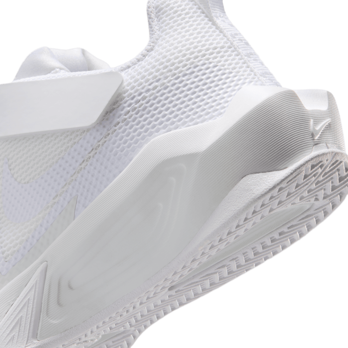 Nike S.T. Dynamite white-off white