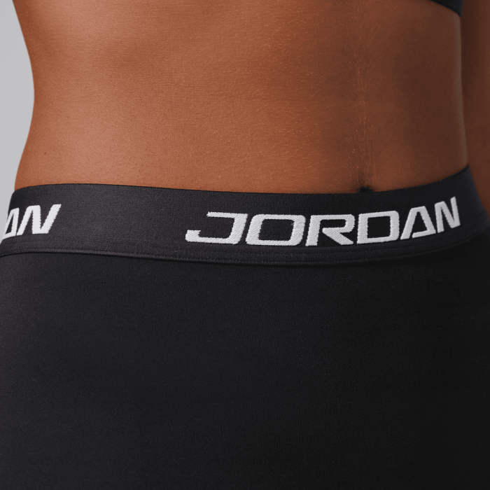 Short de compression pour femmes Jordan Sport Essentials black