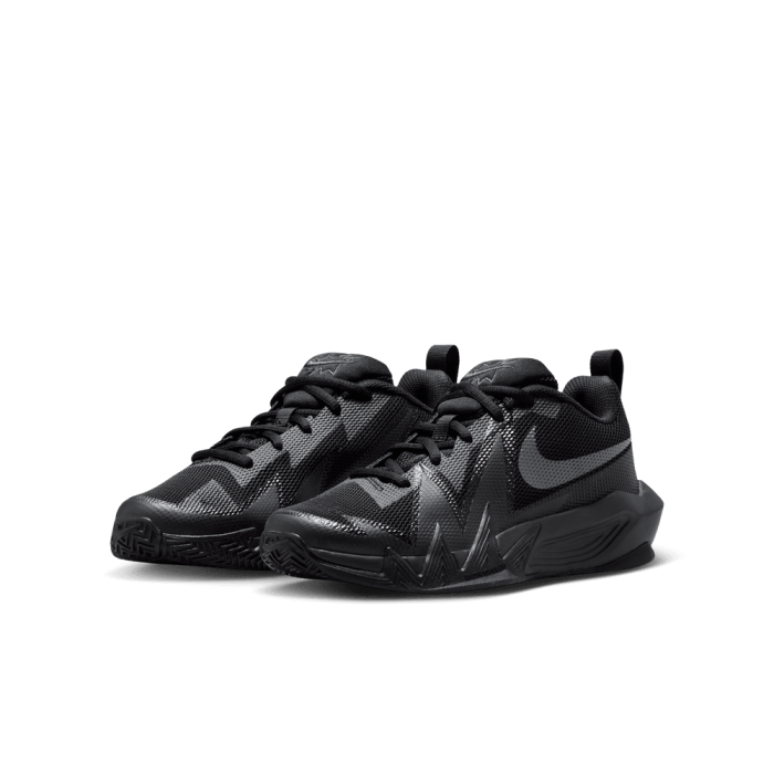 Nike S.t. Dynamite black/black-dk smoke grey GS