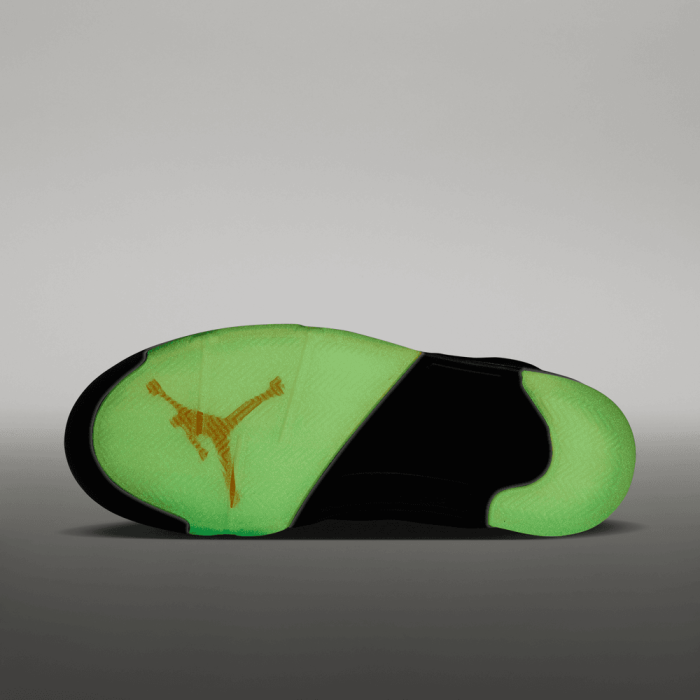 Air Jordan 5 Retro Halloween