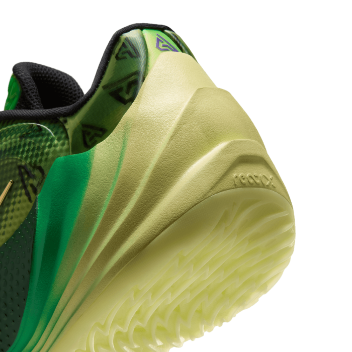 Nike Giannis Freak 8 Halloween Trick Question