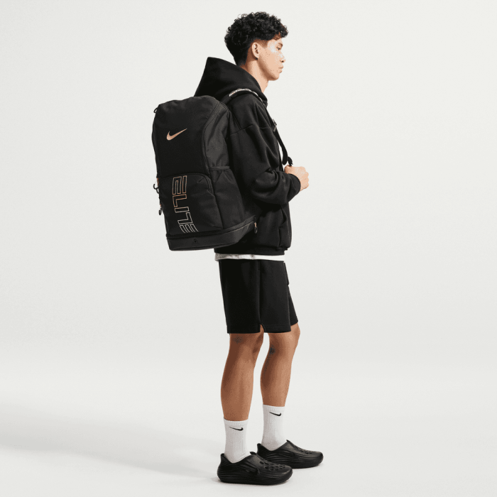 Sac Nike Varsity Elite black/black/metallic gold