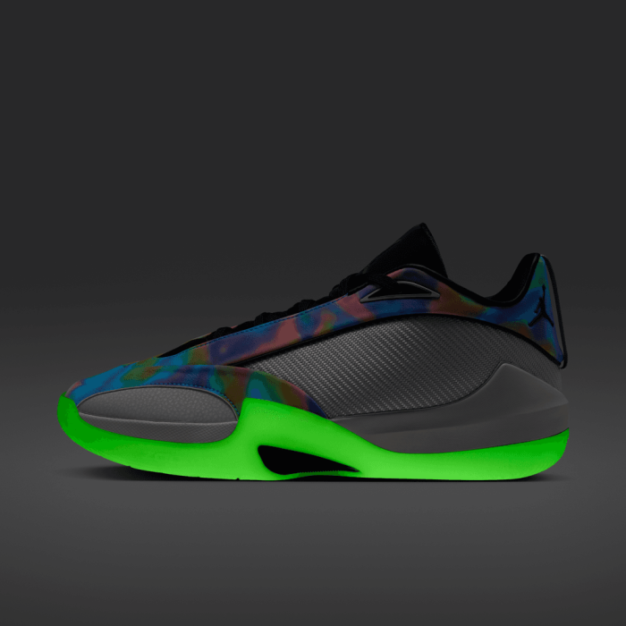 Jordan Triangle Rainbow Reflective