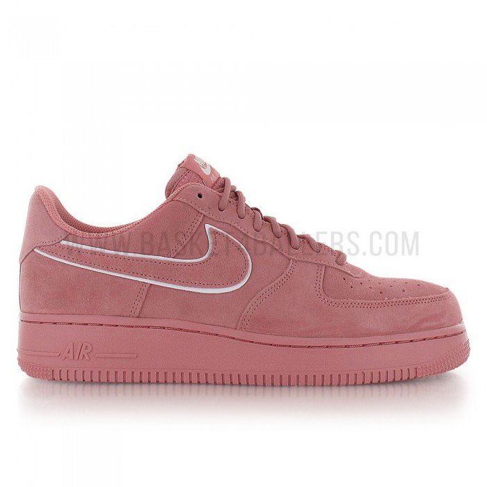 Nike Air Force 1 '07 Lv8 Suede red stardust
