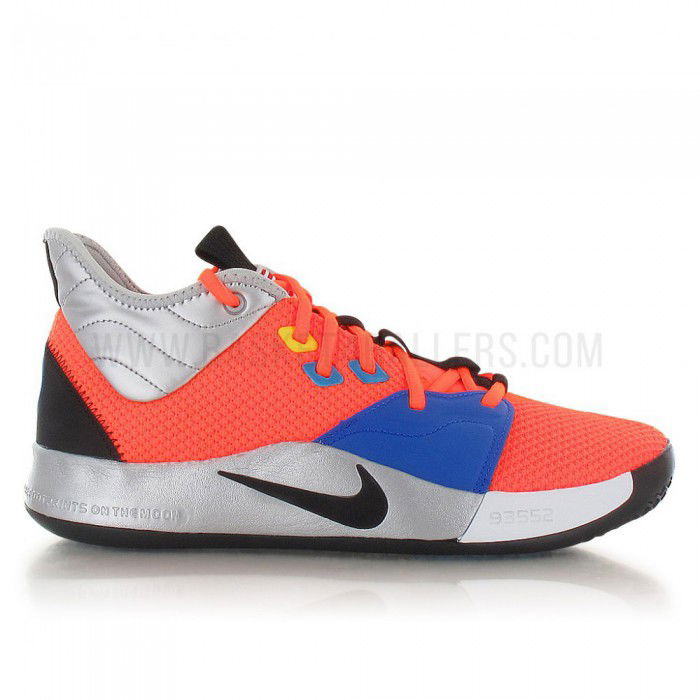 Nike PG 3 NASA