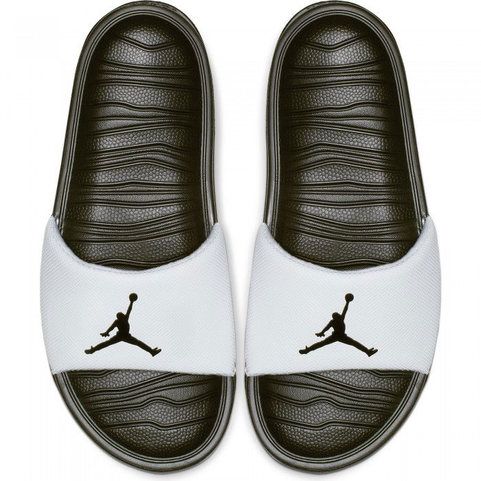 claquettes jordan