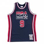 Color Bleu du produit Maillot Michael Jordan Dream Team 92 USA Authentic...