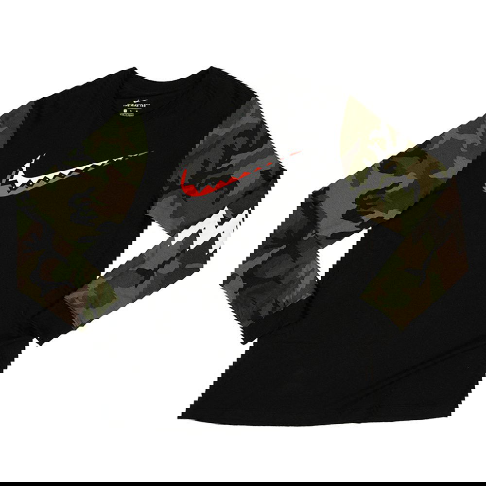 nike camo t shirt