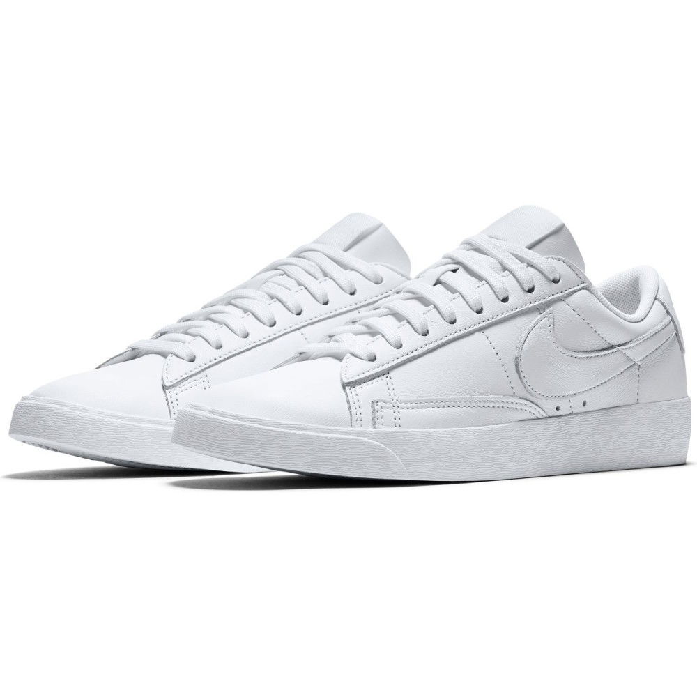 white nike sb blazer low