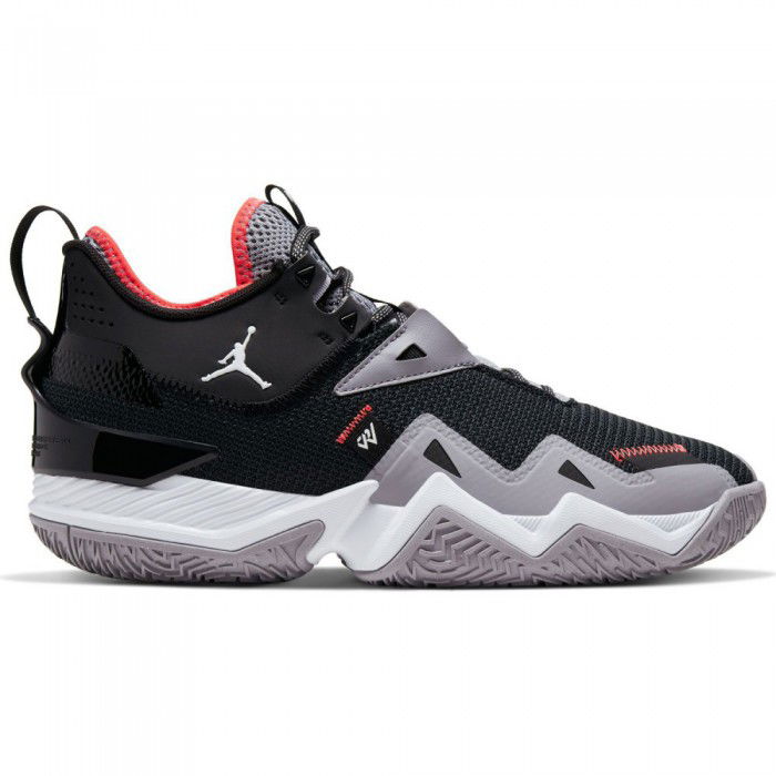 Jordan Westbrook One Take black/white-cement grey-bright crimson