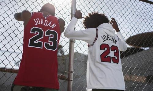 Les maillots de Michael Jordan aux Bulls reviennent dans une édition limitée !